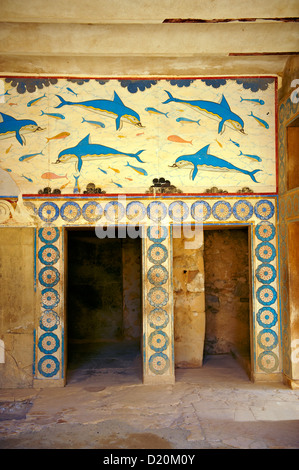 Arthur Evans Rekonstruktion der Dolphin Fresken, Knossos minoische Ausgrabungsstätte, Crete Stockfoto