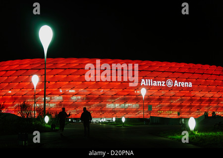 Fußball-Stadion Allianz Arena bei Nacht, München, Upper Bavaria, Bavaria, Germany, Europe Stockfoto