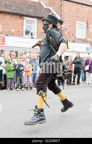 Southwell Folk Festival 2012 schwarz konfrontiert Morris Tänzer Stockfoto