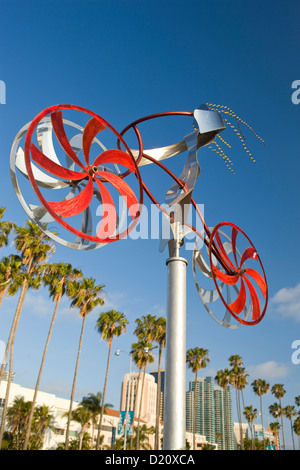 MEIN BIKE-SKULPTUR VON AMOS ROBINSON EMBARCADERO SKYLINE VON DOWNTOWN SAN DIEGO KALIFORNIEN USA Stockfoto