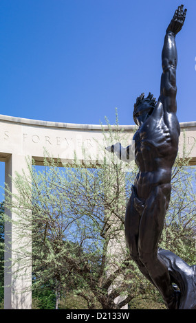 Frankreich, Normandie, Colleville Sur Mer, eine Statue in der Gedenkstätte des amerikanischen Friedhof des zweiten Weltkriegs. Stockfoto