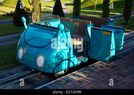 Papa Schwein Autofahrt, Peppa Pig World, Paultons Park, Southampton, England, Vereinigtes Königreich. Stockfoto