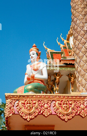 Dach-Detail an der schönen Tempel Po Ransey auf der Straße zwischen Phnom Penh und Udong in Kambodscha, Indochina. Stockfoto