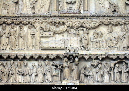 Kathedrale Notre-Dame, Paris, Portal von St. Anne Stockfoto