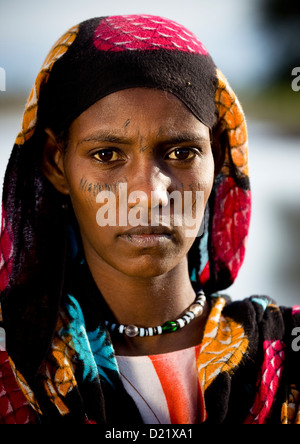 Afar Stamm Frau mit Scarifications auf ihrem Gesicht, Assaita, Afar Regional State, Äthiopien Stockfoto