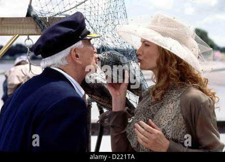 Mr. Magoo Mr. Magoo Leslie Nielsen, Kelly Lynch Schon kahl Sind diverse Juwelendiebe Hinter Mr. Magoo (Leslie Nielsen) ihr. Stockfoto