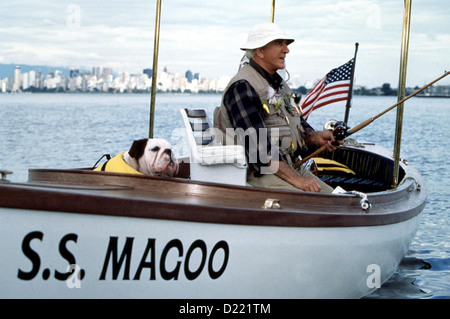 Mr. Magoo Mr. Magoo Leslie Nielsen Der stark Kurzsichtige Vorstadtbühnen Quincy Magoo (Leslie Nielsen) Faehrt Mit seit Stockfoto