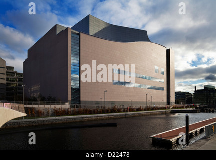 Die Convention Centre Dublin (CCD), Dublin Docklands mit Blick auf den Fluss Liffey bei Spencer Dock, Dublin, Irland Stockfoto