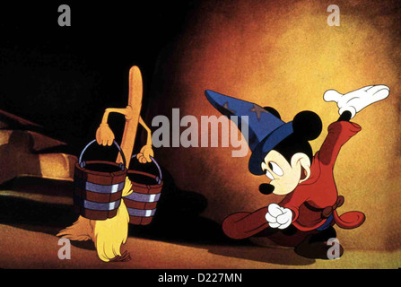 Fantasia 2000 Fantasia 2000 Mickey Mouse in "Der Zauberlehrling" *** lokalen Caption *** 2000 Walt Disney Pictures Stockfoto