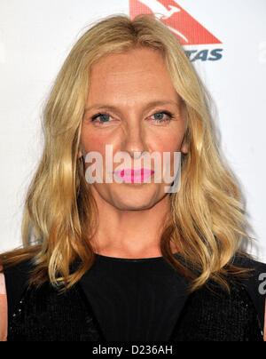 Toni Collette im Ankunftsbereich für G'Day USA Gala, JW Marriot bei LA Live, Los Angeles, CA 12. Januar 2013. Foto von: Dee Cercone/Everett Collection Stockfoto