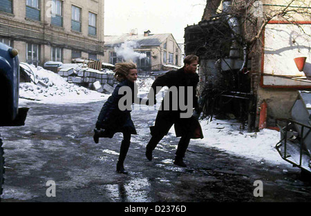 Die Saint - Der Mann Ohne Namen Saint, Emma Russell (Elisabeth Shue), Simon Templar (Val Kilmer) *** lokalen Caption *** 1997 Stockfoto