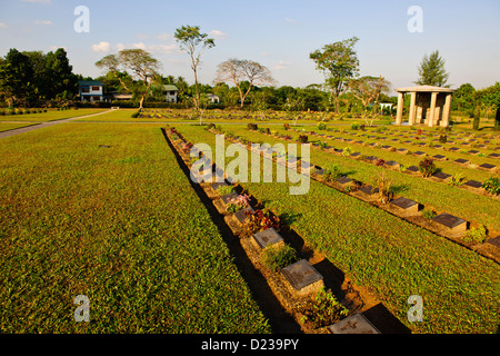 Taukkyan dem zweiten Weltkrieg Friedhof, Lauf durch den Commonwealth-Krieg Gräber Kommission (CWGC) Yangon, Myanmar, Rangoon, Birma Stockfoto