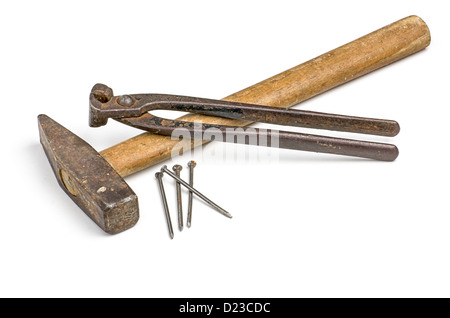 Hammer und Nägel mit einer Zange Stockfoto