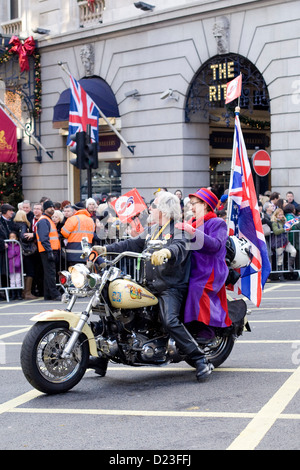 Feier-Hauptstadt der Welt "ist das Thema für Londoner New Year es Day Parade im Jahr 2013 Stockfoto