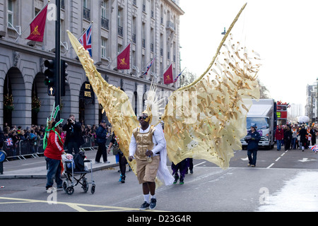 Feier-Hauptstadt der Welt "ist das Thema für Londoner New Year es Day Parade im Jahr 2013 Stockfoto