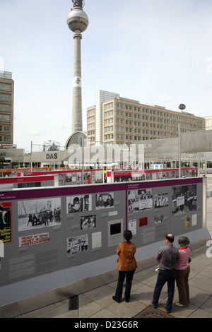 Berlin, Deutschland, friedliche Revolution Ausstellung am Alexanderplatz Stockfoto