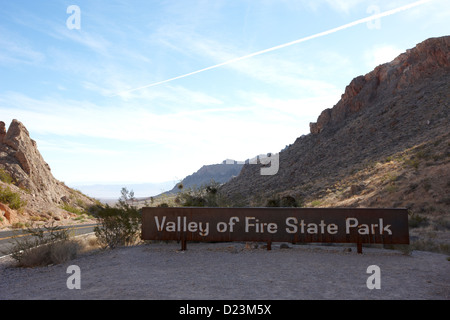 Eingang zum Tal des Feuers Staatspark Tal der Brand Autobahn Nevada, usa Stockfoto