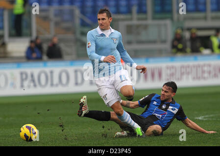 Rom, Italien. 13. Januar 2013.  Olympia-Stadion. Serie A Fußball.  Klose Lazio in Aktion während der italienischen Liga-Spiel zwischen Lazio und Atalanta. Lazio Rom gewann das Spiel mit einem Score von 2-0 durch Tore von Floccari und Brivio Stockfoto