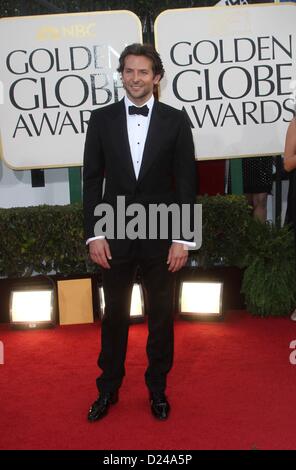 Beverly Hills, Kalifornien, USA. 13. Januar 2013. Bradley Cooper im Ankunftsbereich für 70. Golden Globe Awards Präsentation, Beverly Hilton Hotel, Beverly Hills, CA 13. Januar 2013. Foto von: Charlie Williams/Everett Collection Stockfoto