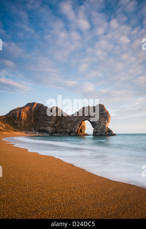 Durdle Door bei Sonnenuntergang Jurassic Coast Dorset UK Stockfoto