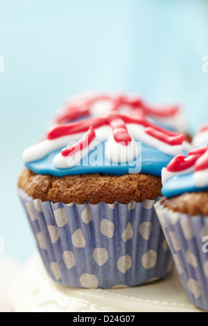 Cup Cakes mit Union Jack Zuckerguss Stockfoto