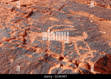 Petroglyphen auf großen Felsen Tal des Feuers Staatspark Nevada, usa Stockfoto