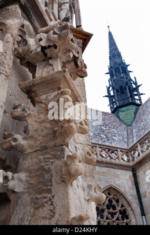 KOSICE - Januar 3: Ausschnitt aus gotischen Fassade der gotischen Kathedrale Saint Elizabeth am 3. Januar 2013 in Kosice, Slowakei. Stockfoto