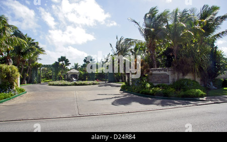 der Eingang zum Kran Bay Resort auf Barbados Stockfoto