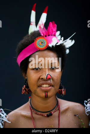 Tribal Tänzerin In Trobriand Insel, Papua-Neu-Guinea Stockfoto