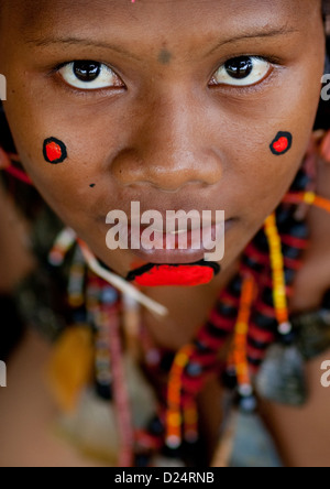 Tribal Tänzerin In Trobriand Insel, Papua-Neu-Guinea Stockfoto