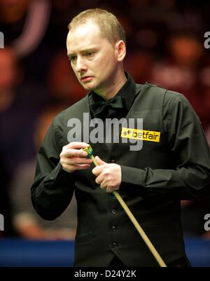 London, UK. 14. Januar 2013. Graeme Dott (SCO) in Aktion gegen Stephen Maguire (SCO) während die Masters Snooker von Alexandra Palace. Stockfoto