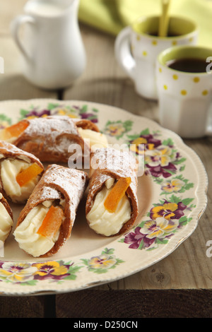 Sizilianische cannoli Stockfoto