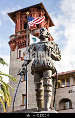 Statue, Don Pedro Menendez de Aviles im Lightner Museum in St. Augustine, Florida. Don Pedro Menendez de Aviles wurde die fo Stockfoto