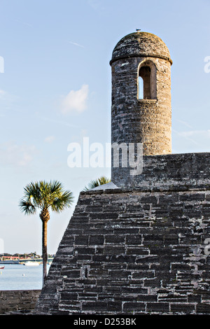 Glockenturm des Castillo de San Marcos in St. Augustine, Florida. St. Augustine ist die älteste Stadt in Amerika. Stockfoto