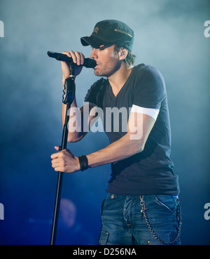 Enrique Iglesias führt auf "The COTA Club" im Austin Convention Center am 17. November 2012 als Headliner für Austin Fan Fest. Stockfoto