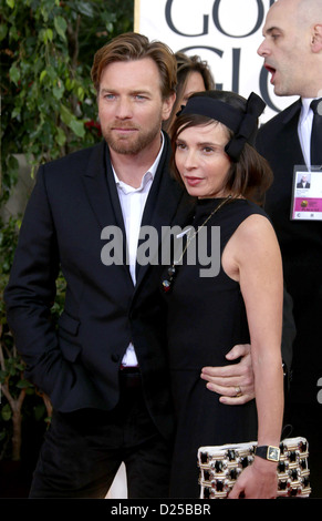 Schauspieler Ewan McGregor und Eve Mavrakis erreichen die 70. Annual Golden Globe Awards von der Hollywood Foreign Press Association, HFPA, im Hotel Beverly Hilton in Beverly Hills, USA, am 13. Januar 2013 vorgestellt. Foto: Hubert Boesl Stockfoto