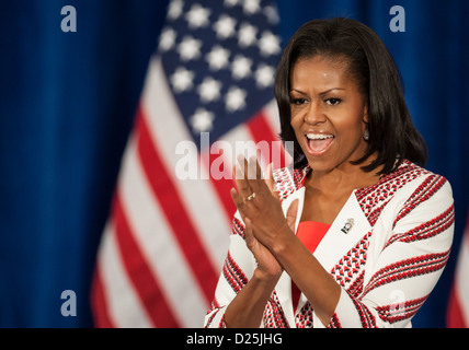 London, UK. Vereinigte Staaten von Amerika First Lady Michelle Obama Gastgeber Frühstück mit Team USA Athleten bei UEL Sport Dock 27 Juli Stockfoto