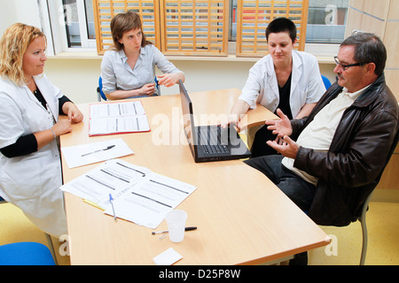 KOGNITIVE BEWERTUNG, GEHÖRLOSER Stockfoto