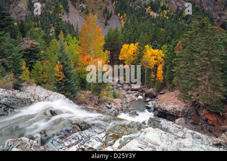 Wasserfall in der Nähe von Ouray, Ouray, Colorado, USA Stockfoto