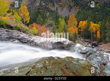 Wasserfall in der Nähe von Ouray, Ouray, Colorado, USA Stockfoto