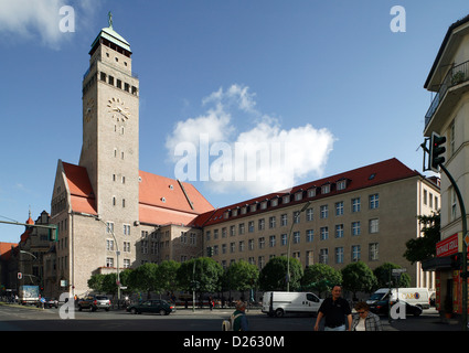 Berlin, Deutschland, Rathaus Neukölln in der Karl-Marx-Straße Stockfoto