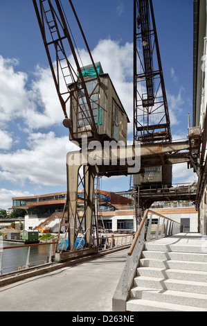 Berlin, Deutschland, erhielt Hafenkraene am Tempelhofer Hafen Stockfoto