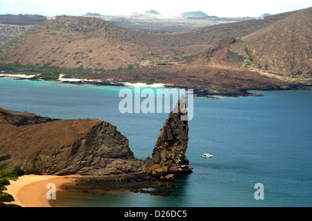 Bartolomé, rühmt sich von Santiago Insel der Galapagos Inseln, grandiose Ausblicke von Meer, Strand, Landschaften, auch die markante Pinnacle rock Stockfoto