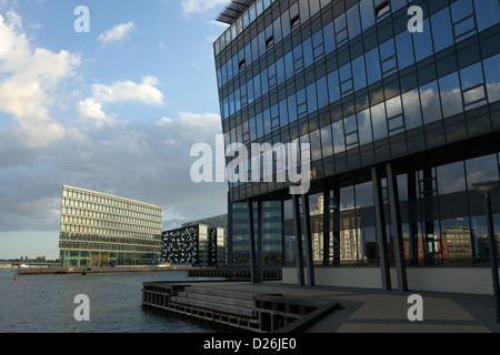 Kopenhagen, Dänemark, moderne gläserne Bürogebäude in Sydhavnen Stockfoto