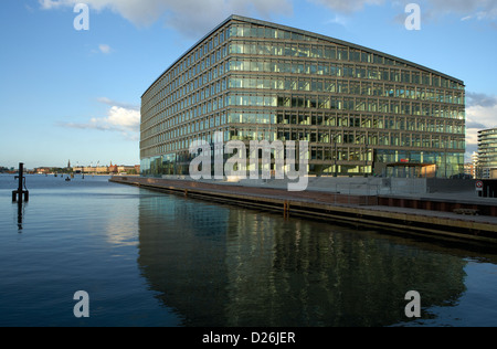 Kopenhagen, Dänemark, modernes Bürogebäude Glas in Sydhavnen Stockfoto