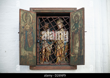 Lübeck, Wand Schrein Johannes der Täufer und St. Nikolaus Stockfoto