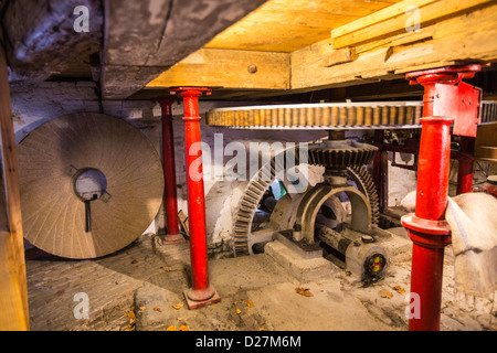 Historische Wassermühle, Bisschopsmolen in der Altstadt noch gebräuchlich. Maastricht, Niederlande. Stockfoto