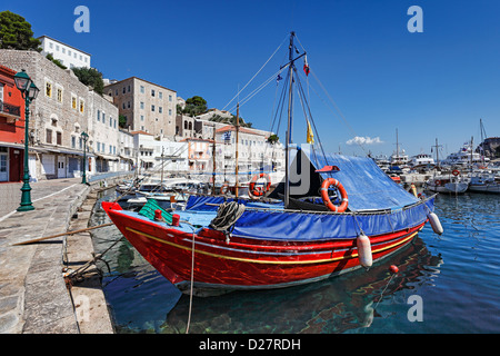 Hydra hat sicherlich den schönsten Hafen in Griechenland Stockfoto