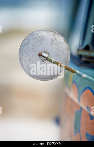 Abstrakte Ansicht der Außenspiegel Stockfoto
