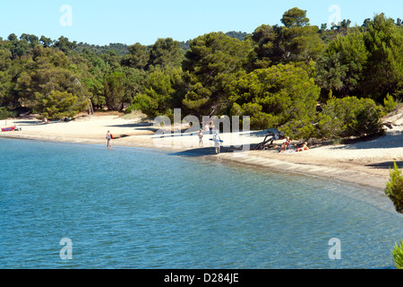 Plage du Pellegrin, einem einsamen Strand in der Nähe von Bormes-Les-Mimosas, Var, Provence, Frankreich Stockfoto